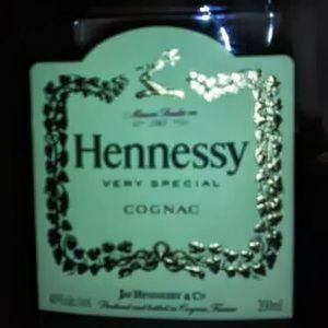 Meet your Posher, Lou